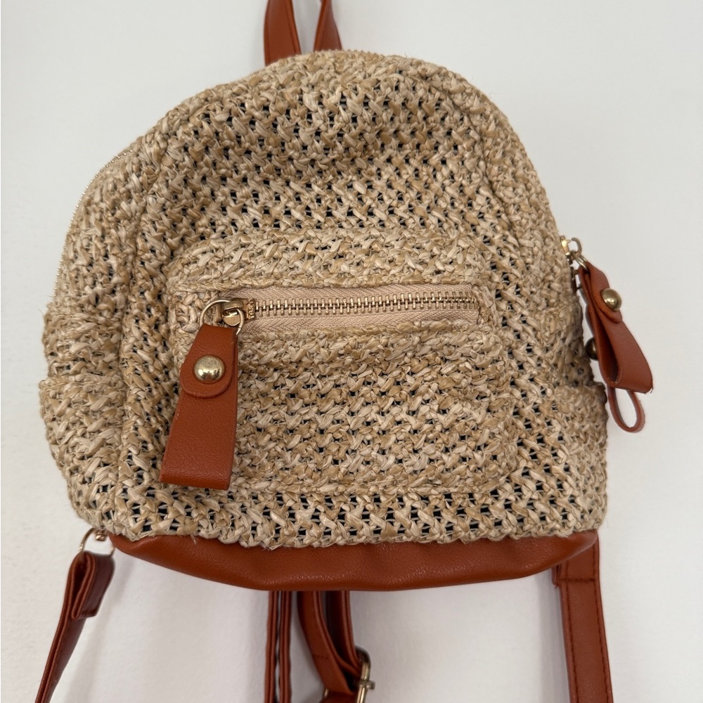 Topshop Tan and Brown Woven Backpack - Picture 2 of 6